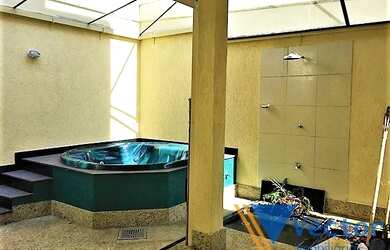 Imagem 16: Casa a venda localizada no condomínio Country Club em Arujá-SP