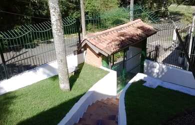 Imagem 15: Casa em Mauá. Piscina, Churrasqueira, Imóvel novoeGuarda roupa