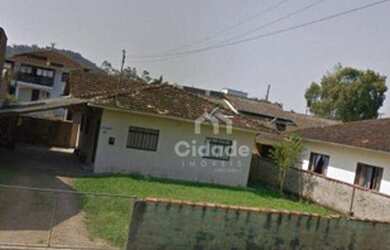 Imagem: A casa possui 3 Dormitórios, 2 Banheiros, 150m² de Área e