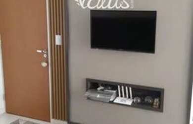 Imagem: O apartamento possui 2 Dormitórios, 1 Banheiro, 1 Vaga na garagem