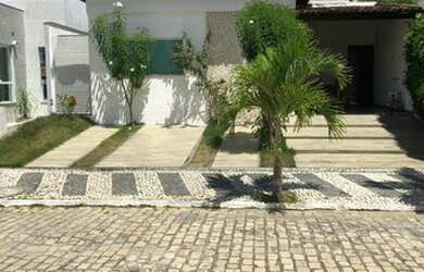 Imagem: A casa em condomínio possui 3 Dormitórios, 3 Banheiros, 2