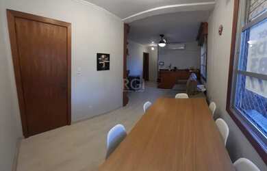 Imagem: O apartamento possui 3 Dormitórios, 2 Banheiros, 1 Vaga na