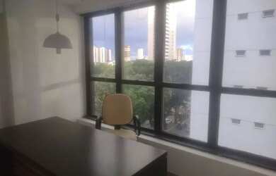 Imagem: O depósito possui 49m² de Área e está localizado em Tirol