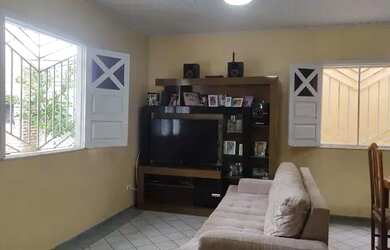 Imagem 4: Casa com piscina no Aeroporto !