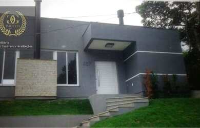 Imagem: A casa em condomínio possui 3 Dormitórios, 4 Banheiros, 175m²