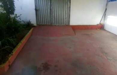 Imagem: A casa possui 2 Dormitórios e está localizado em Taguatinga