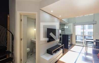 Imagem: O apartamento possui 1 Dormitório, 2 Banheiros, 1 Vaga na garagem