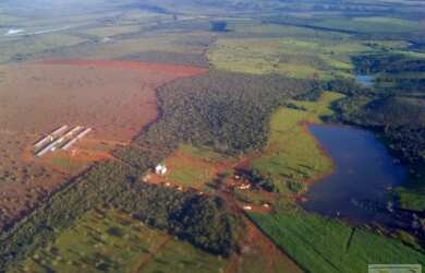 Imagem: A fazenda possui 856m² de Área e está localizado em Serra