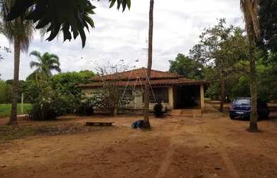 Imagem: A chácara possui 332m² de Área e está localizado em Chácaras