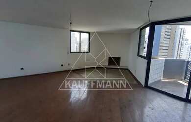 Imagem: O apartamento possui 4 Dormitórios, 5 Banheiros, 3 Vagas na