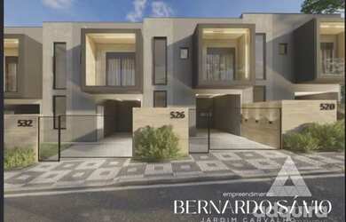 Imagem: A casa possui 3 Dormitórios, 3 Banheiros, 2 Vagas na garagem