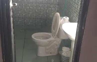 Imagem: A casa possui 2 Dormitórios, 1 Banheiro, 4 Vagas na garagem