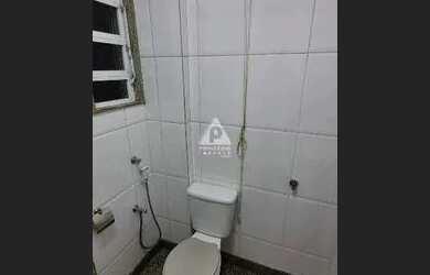 Imagem 4: Apartamento com Sala, Quarto, Banheiro e Cozinha em Copacabana