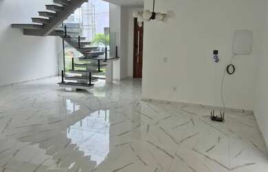 Imagem: A casa em condomínio possui 5 Dormitórios, 4 Banheiros e