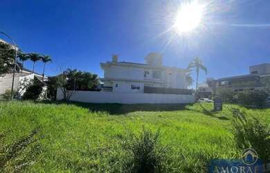 Imagem: O terreno possui 450m² de Área e está localizado em Jurerê