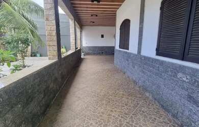 Imagem 7: Vendo casa duplex com 7 quartos, próxima a Lagoa em São José do Imbassaí...