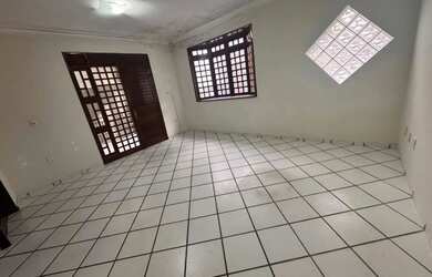 Imagem 8: Casa à Venda no Centro de Campina Grande