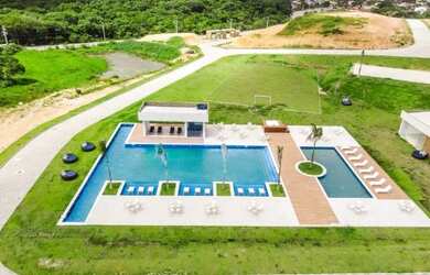 Imagem: O terreno possui 450m² de Área e está localizado em Centro