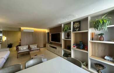 Imagem: O apartamento possui 3 Dormitórios, 5 Banheiros, 2 Vagas na