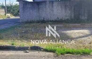 Imagem: O terreno possui 200m² de Área e está localizado em Santa