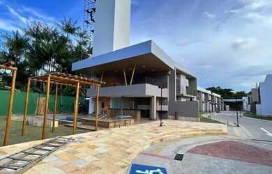 Imagem: A casa em condomínio possui 4 Dormitórios, 4 Banheiros, 1