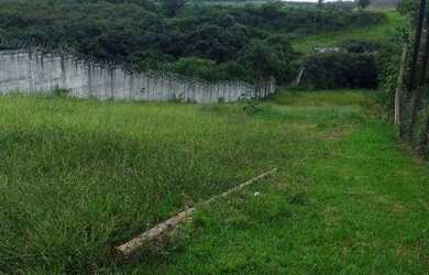 Imagem: O terreno possui 2830m² de Área e está localizado em Chácara