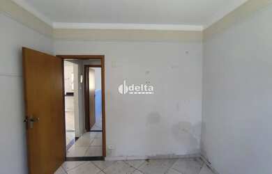 Imagem 11: Casa com 2 quartos disponível para locação no bairro Saraiva em Uberlândia-MG