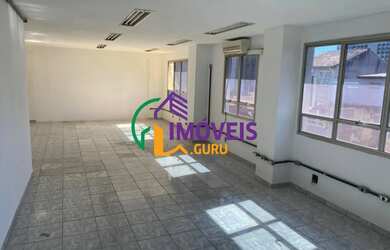 Imagem: O depósito possui 1 Vaga na garagem, 75m² de Área e está