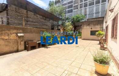 Imagem: O terreno possui 357m² de Área e está localizado em Bela