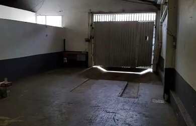 Imagem: O depósito possui 250m² de Área e está localizado em Jardim