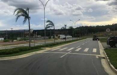 Imagem 6: Terreno em Condomínio para Venda em Senador Canedo, Jardins Bolonha