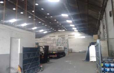 Imagem: O depósito possui 1500m² de Área e está localizado em Vigário