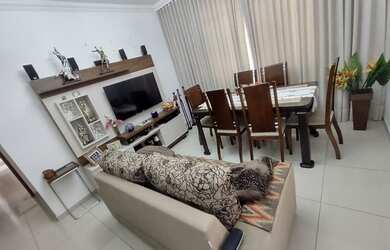 Imagem: O apartamento possui 3 Dormitórios, 2 Banheiros, 2 Vagas na