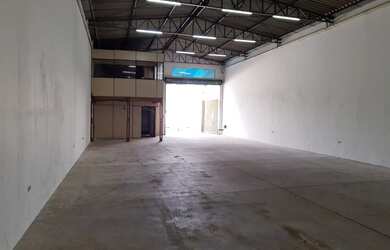 Imagem 10: Galpão/Depósito/Armazém para aluguel possui 350 metros quadrados