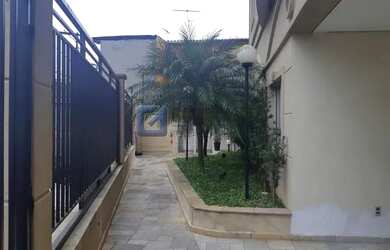 Imagem: O apartamento possui 3 Dormitórios, 2 Banheiros, 2 Vagas na