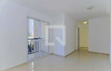 Imagem: O apartamento possui 3 Dormitórios, 1 Banheiro, 1 Vaga na garagem