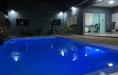 Imagem: A casa em condomínio possui 2 Dormitórios, 1 Banheiro, 2 Vagas