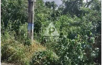 Imagem: O terreno possui 1.500m² de Área e está localizado em Mazomba