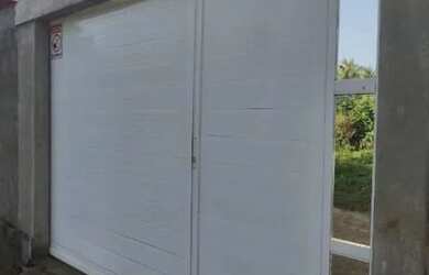 Imagem: A casa em condomínio possui 3 Dormitórios, 1 Banheiro, 3 Vagas