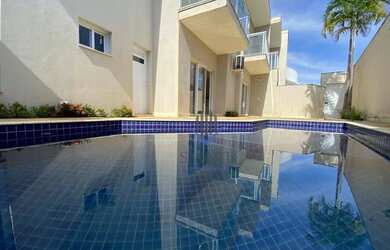 Imagem: A casa em condomínio possui 5 Dormitórios, 3 Banheiros, 5