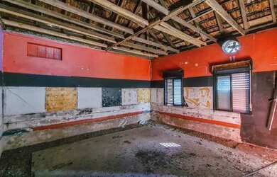 Imagem: A casa possui 1 Dormitório, 2 Banheiros, 94m² de Área, Imóvel