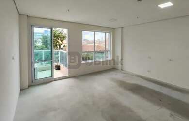 Imagem: O depósito à venda possui 1 Vaga na garagem e 38m² de Área