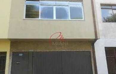 Imagem: A casa possui 2 Dormitórios, 1 Banheiro, 1 Vaga na garagem