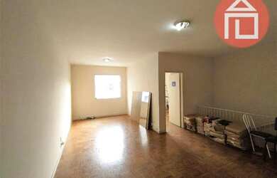 Imagem: O depósito possui 181m² de Área e está localizado em Centro