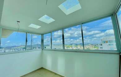 Imagem: O apartamento na cobertura à venda possui 4 Dormitórios, 5