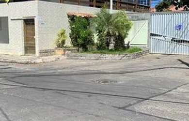 Imagem: A casa em condomínio possui 3 Dormitórios, 4 Banheiros e 120m²