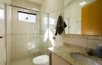 Imagem 16: Casa aconchegante, perfeita para famílias que buscam conforto e espaço