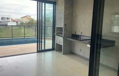 Imagem: A casa em condomínio possui 3 Dormitórios, 5 Banheiros, 4