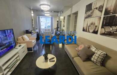 Imagem: O apartamento possui 3 Dormitórios, 2 Banheiros, 1 Vaga na