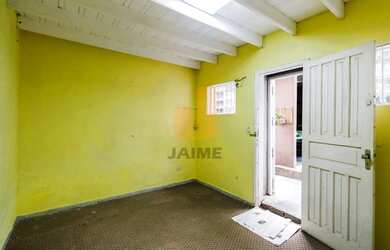 Imagem 13: Casa comercial assobradada com 7 salas e 4 vagas em área nobre e segura...